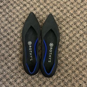 Rothy’s black points, size 7.5 (fits like 7)